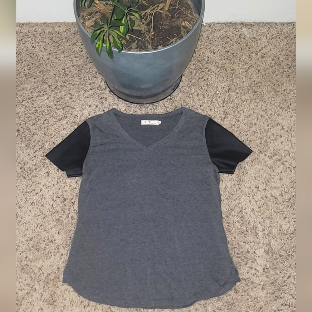 Perfume Toxic Brand Tee Faux Leather Sleeves Women's Sz Lg